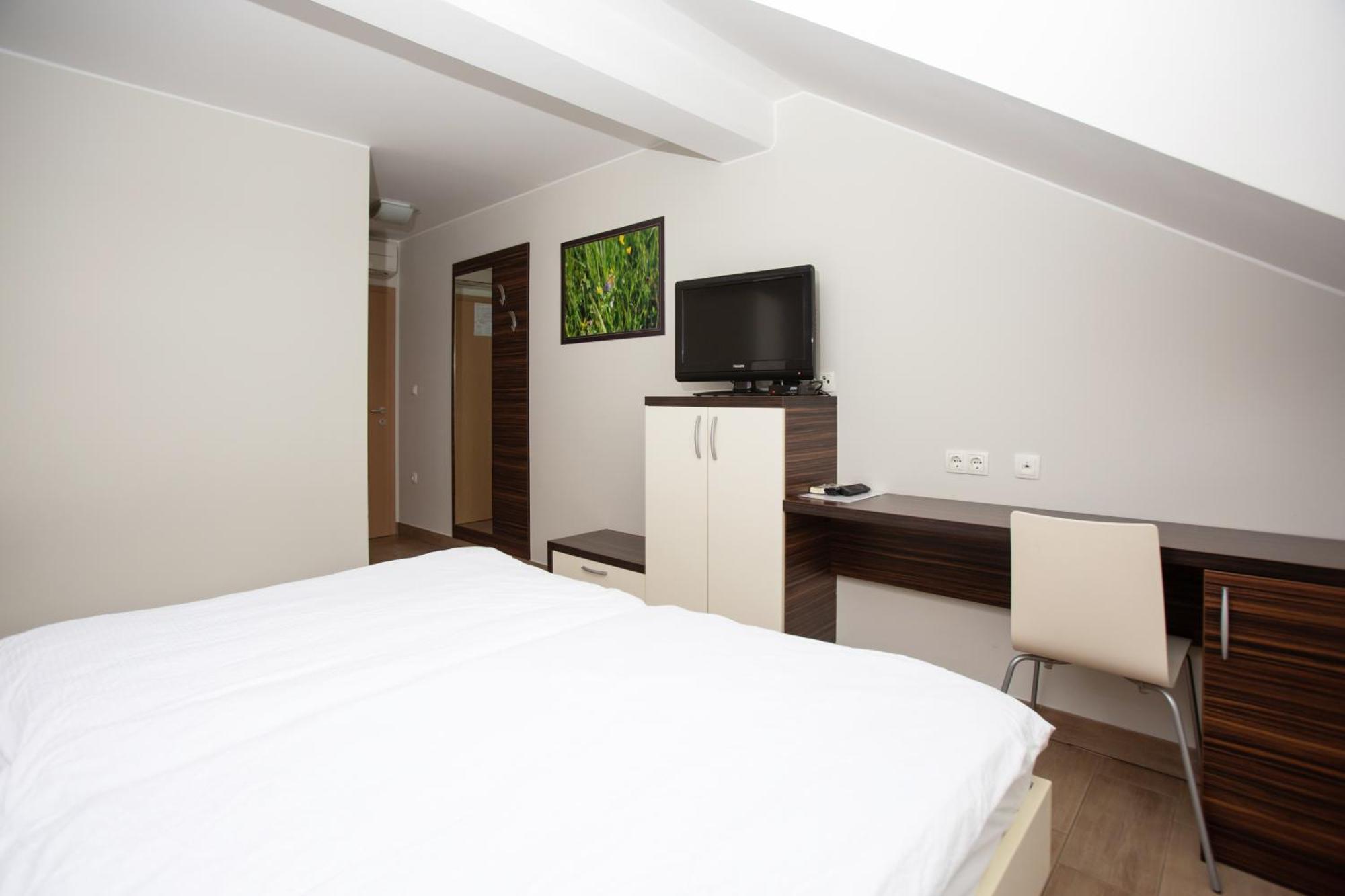 Rooms En Krajcar Церкница Экстерьер фото